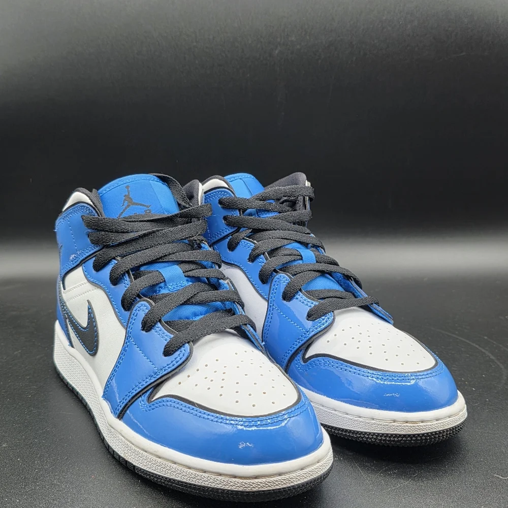 AIR JORDAN 1 MID SE (GS)